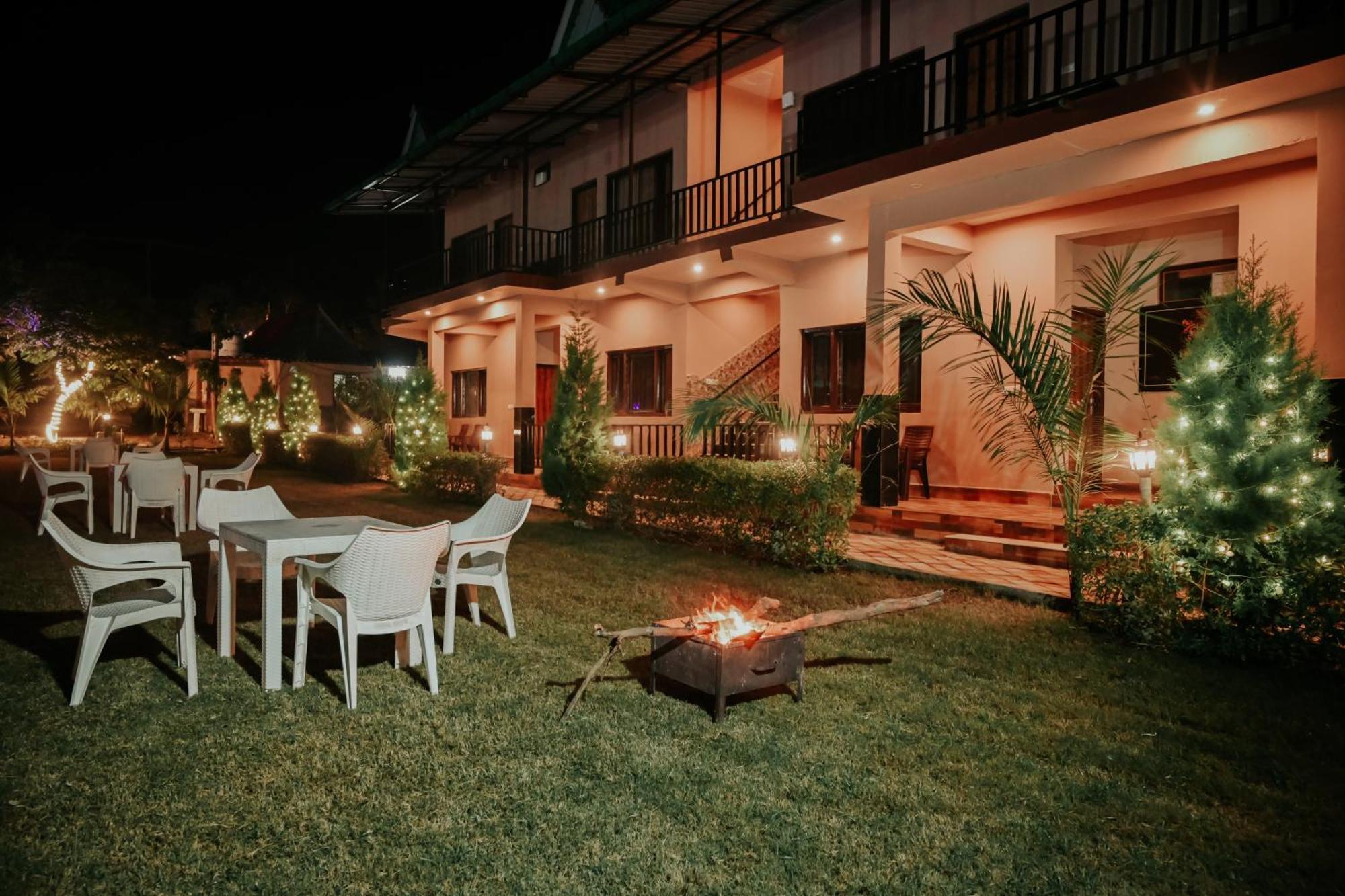 Corbett Nature Walk Resort Rāmnagar Exteriör bild